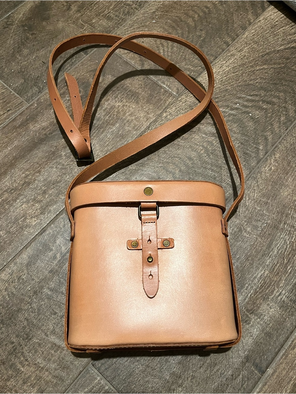 Anthropologie vintage leather camera bag